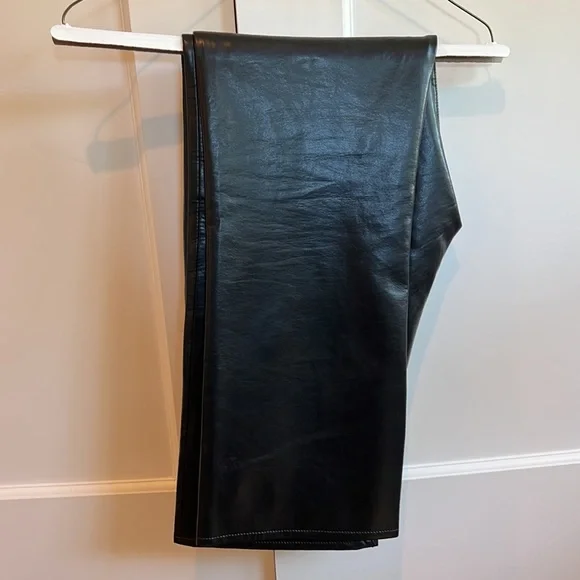 AGOLDE Recycled Leather Relaxed Boot Pant in Detox, Size 27 - Picture 8 of 9